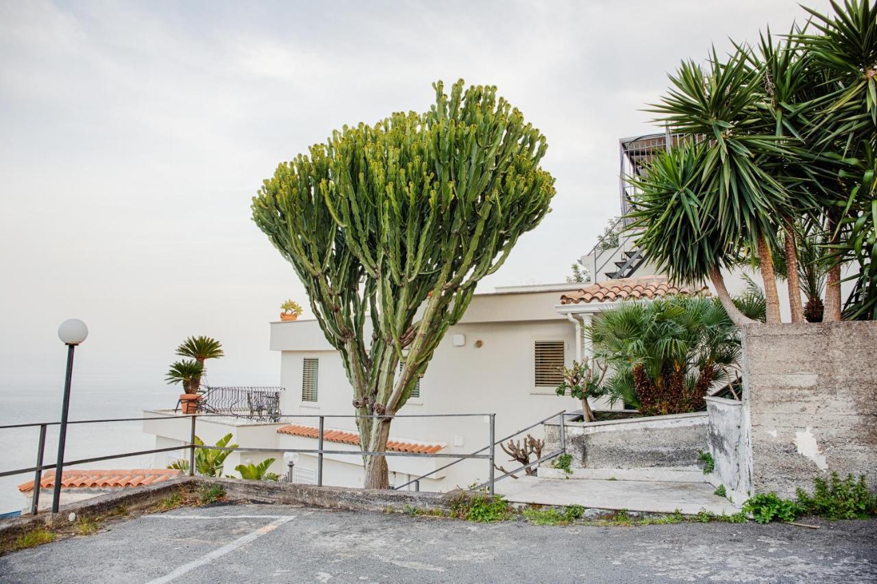 הוילה Casa Amapola טאורמינה מראה חיצוני תמונה
